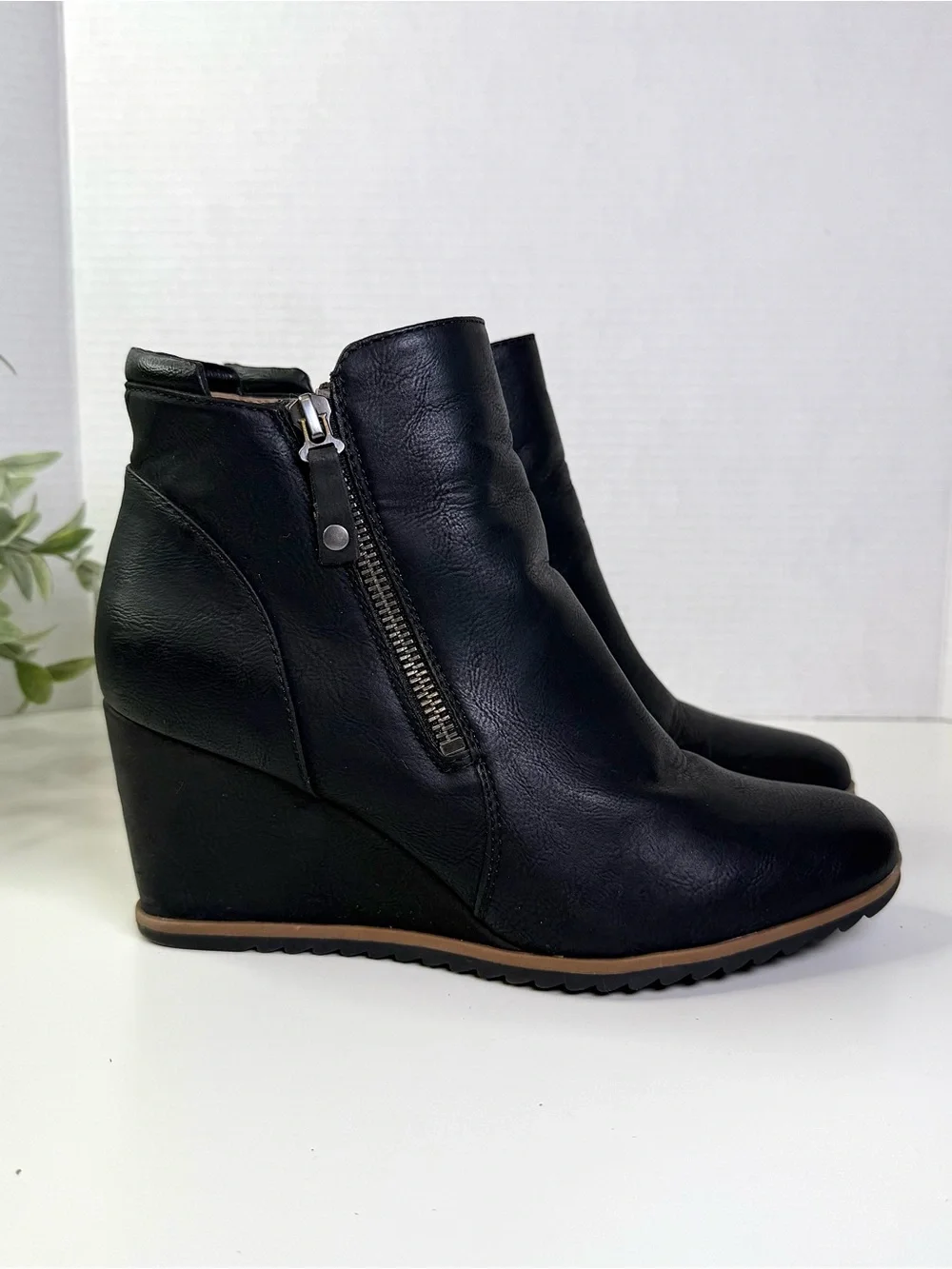 SOUL Naturalizer Haley Boot Women's Black Wedge Ankle Booties with Side Zip